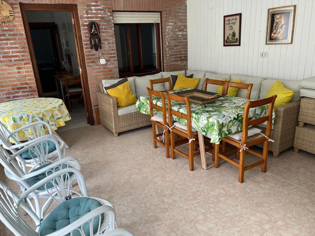 Casa En Laredo Villa Екстериор снимка